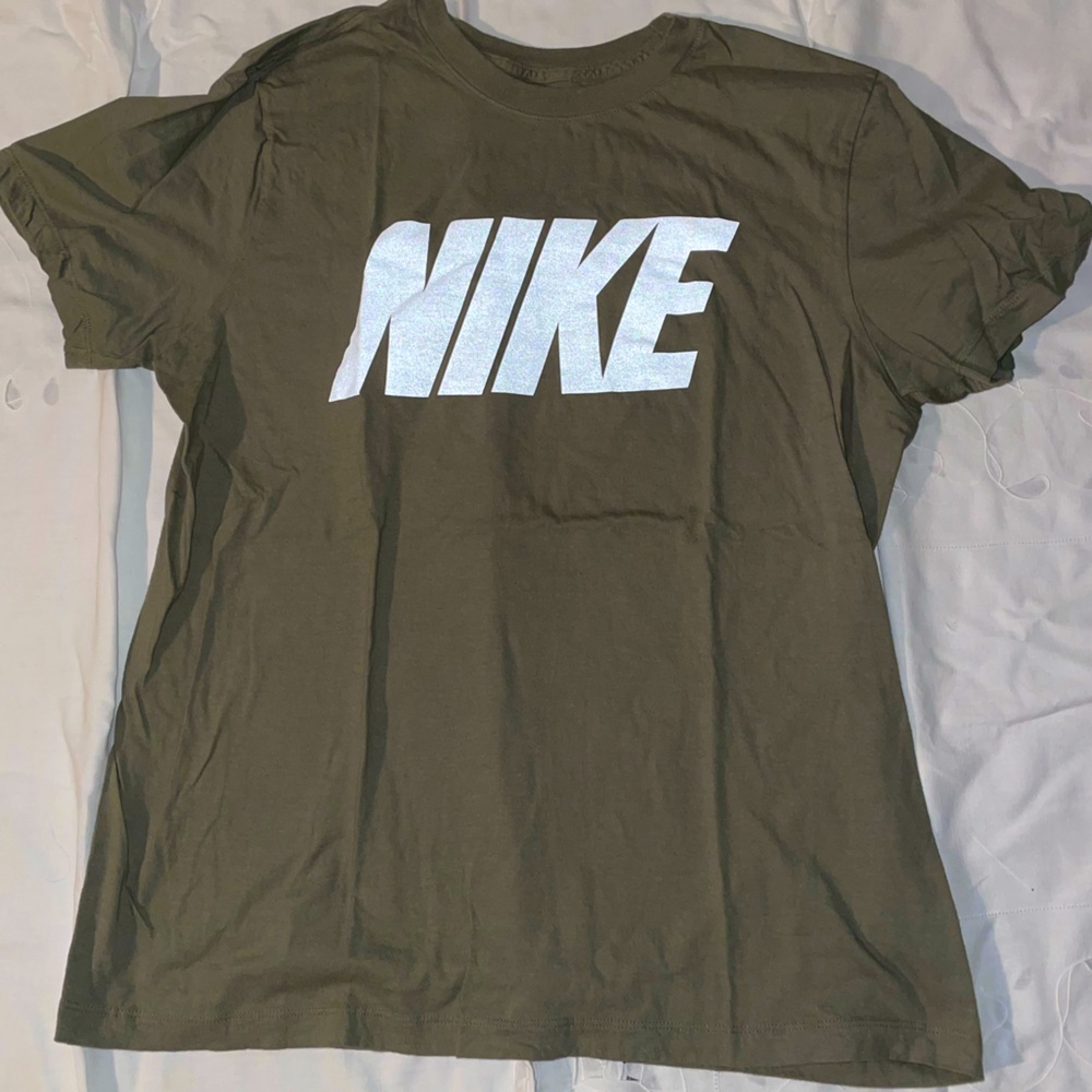 Nike Olive SS athletic tee Brand New